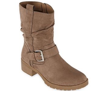 Ladies boots